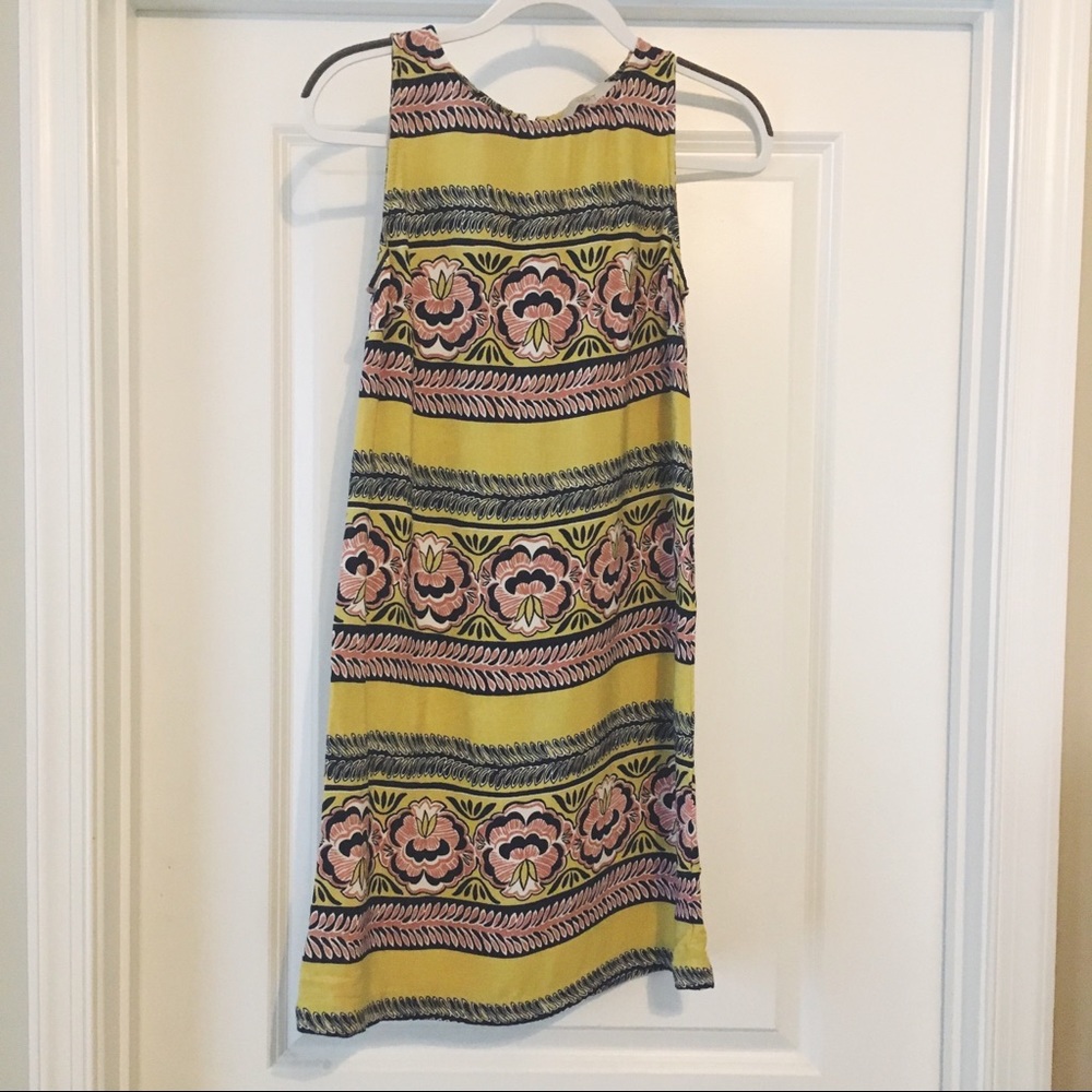 LOFT Floral Patterned Shift Dress • XSmall